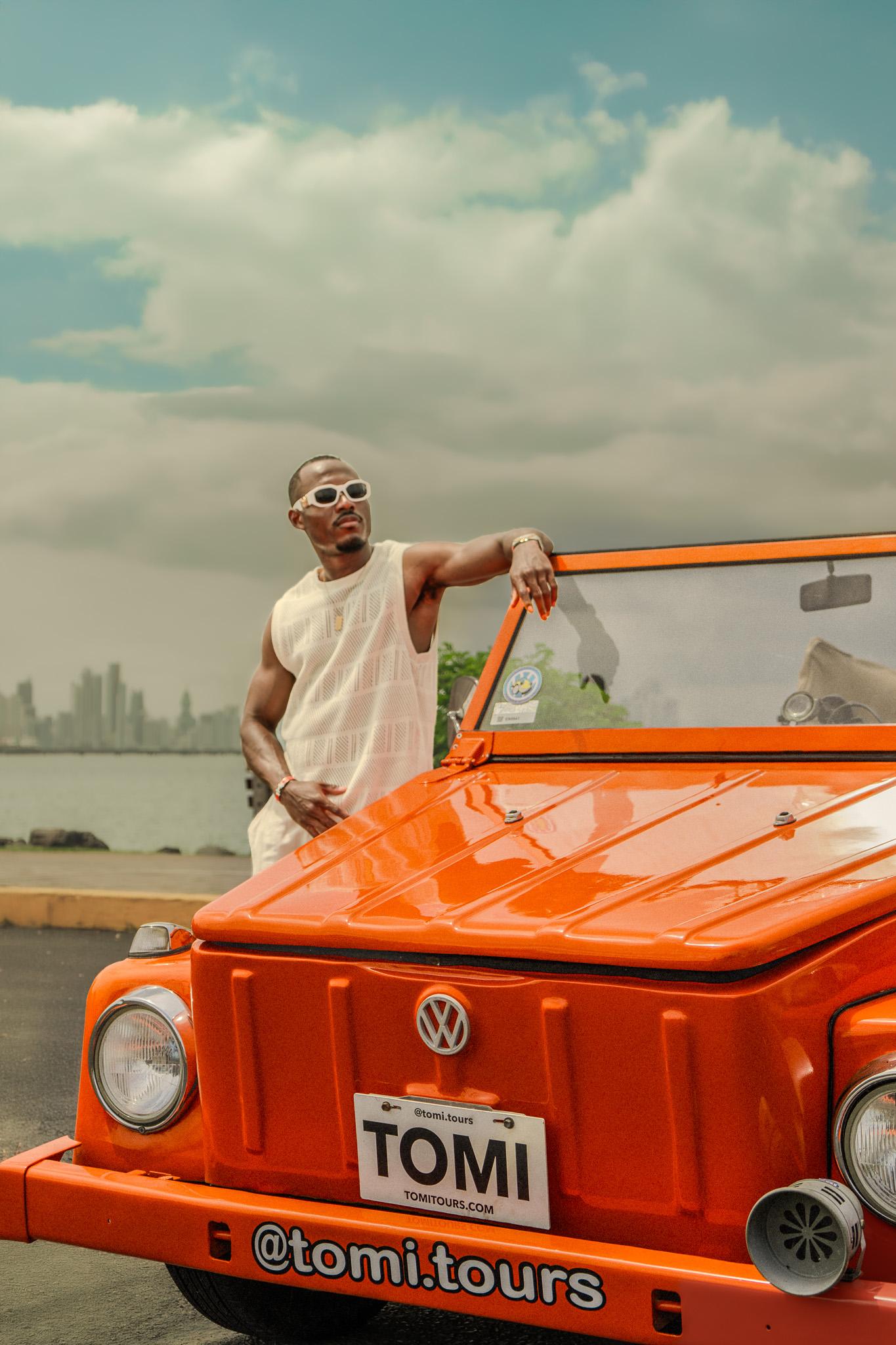 VW Safari tour in Panama City with Tomi Tours
